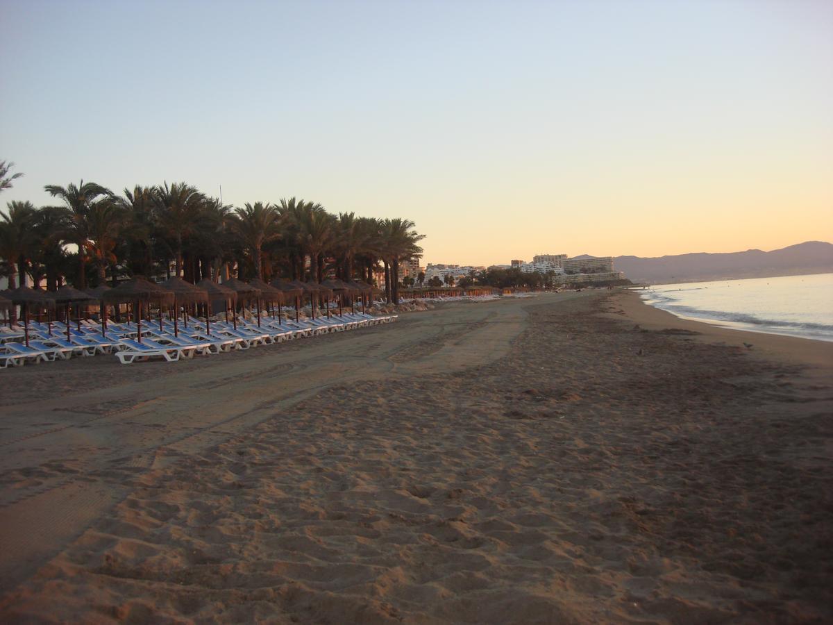 Apartamento Holidays On The Beach Torremolinos Buitenkant foto