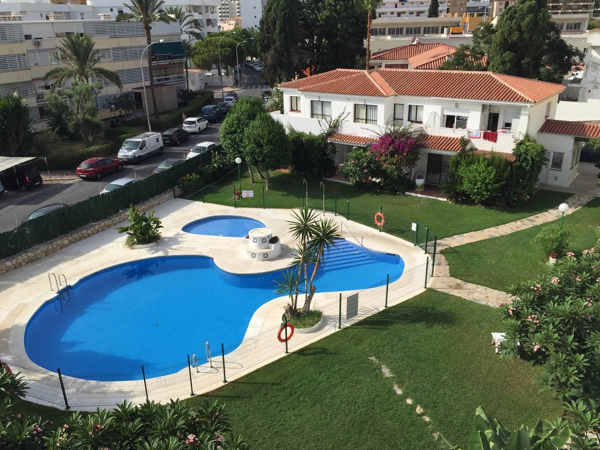 Apartamento Holidays On The Beach Torremolinos Buitenkant foto